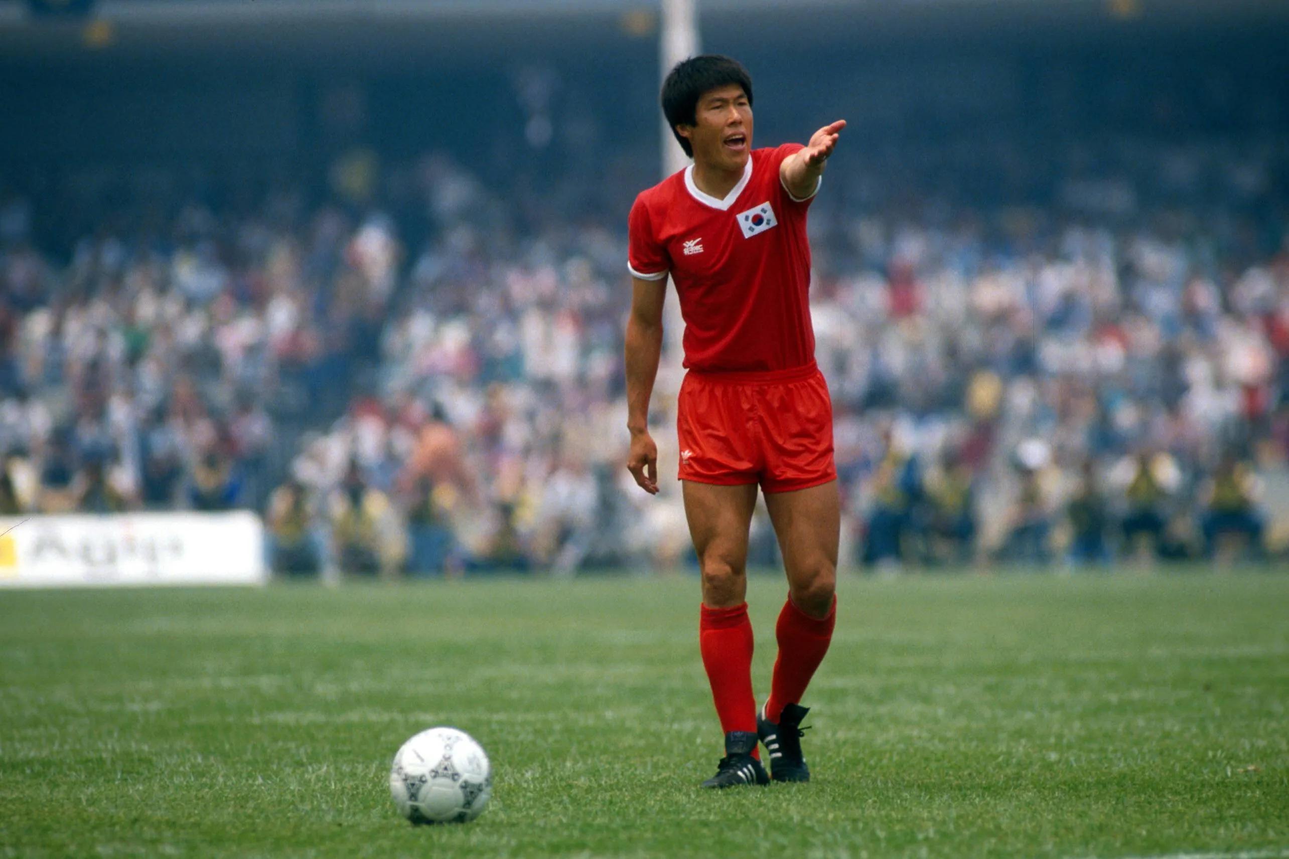 Hong's Foundation: Can South Korea's 4-2-3-1 Balance Defense and Attack?